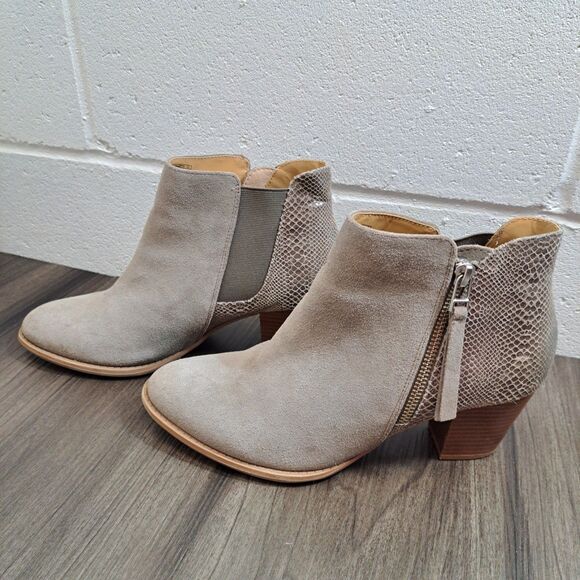 Vionic Western Boots, Gray Suede W/Snakeskin Zip Up Heel Booties Women's Size 9 - Picture 2 of 7